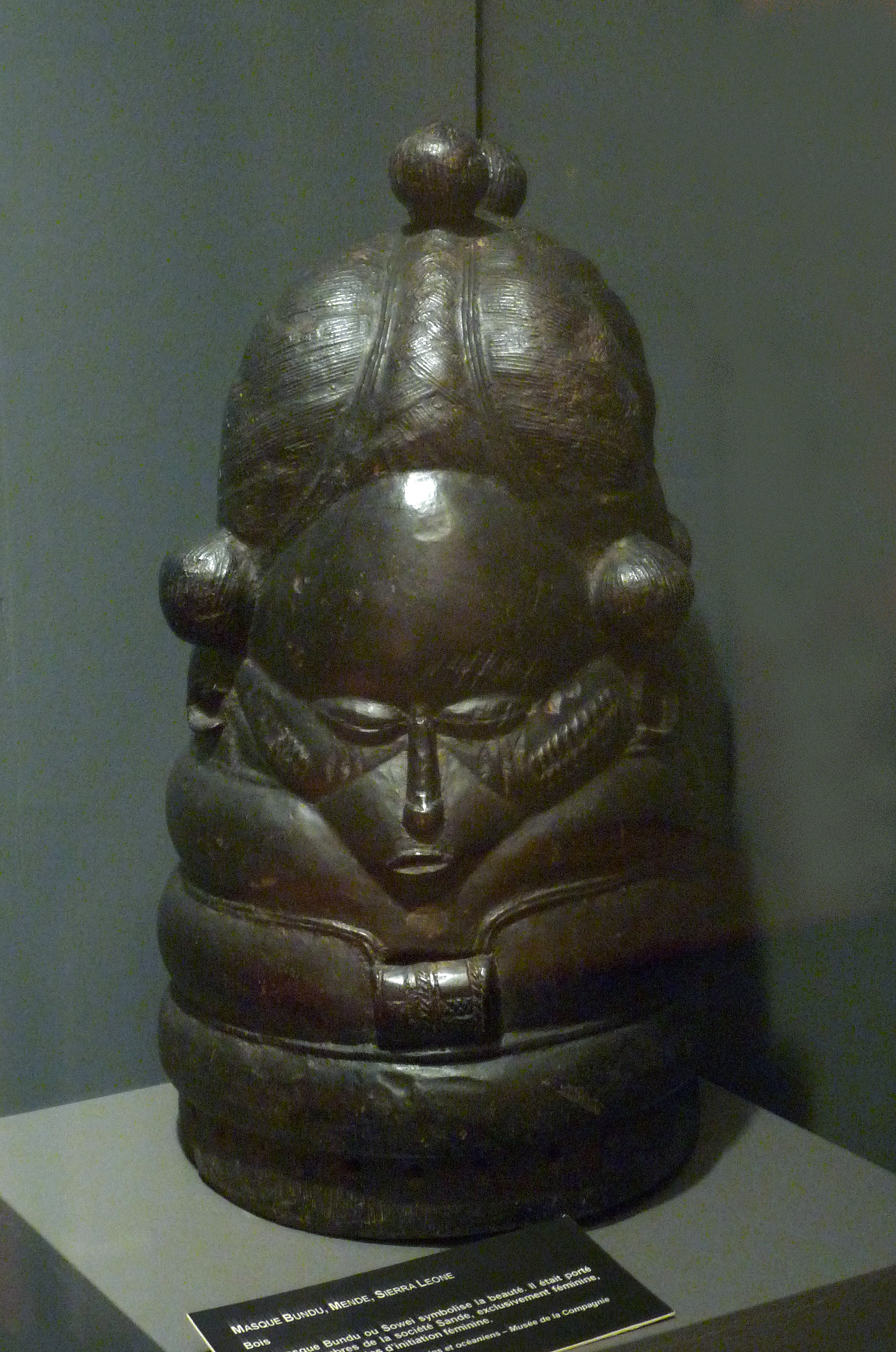 Kanu an einem Fluss in Sierra Leone (c) Hussein Kefel